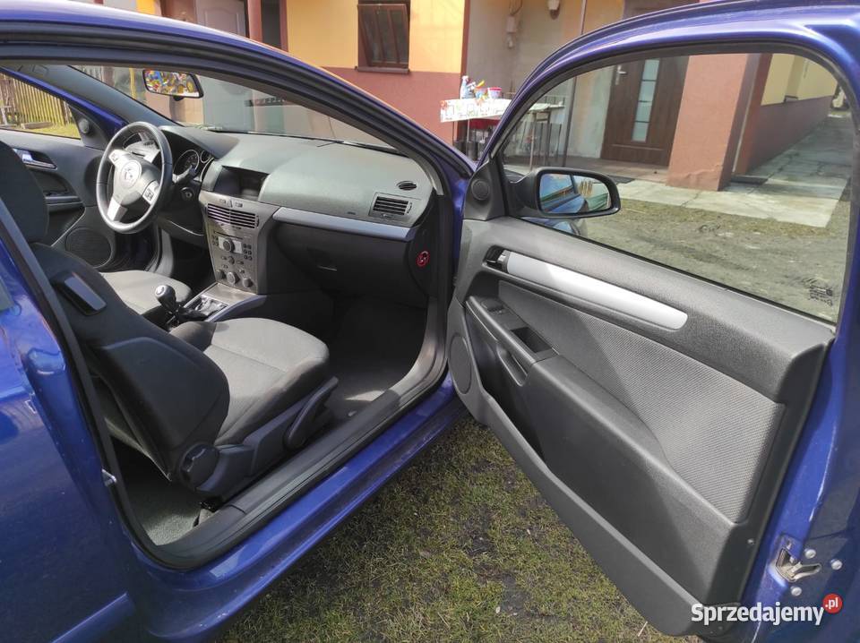 Opel astra GTC 16 nieuszkodzony