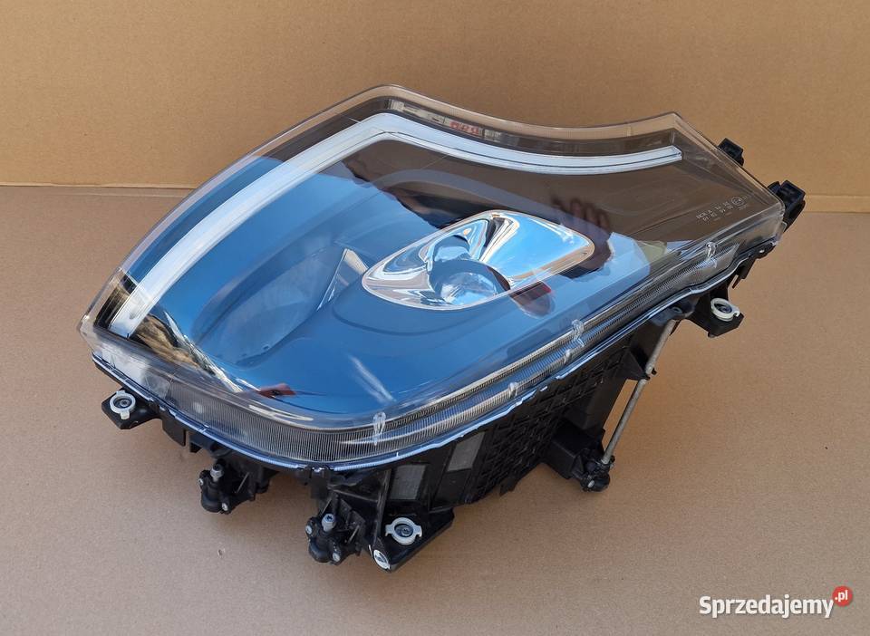 MERCEDES ACTROS MP4 MP5 REFLEKTOR LAMPA PRAWA ciężarowe Lampy przednie Bieleń