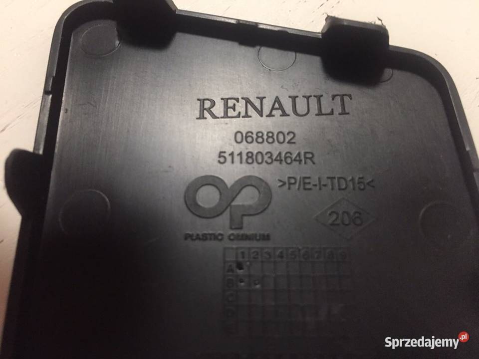Renault Master IV zaślepka haka zderzaka przód Rzeszów sprzedam