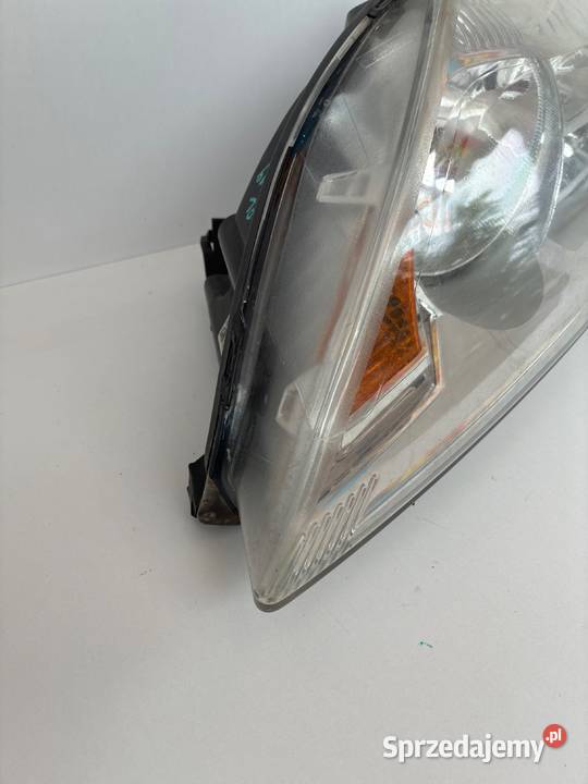 Ford focus 2 II lift 8M5113W030AE LAMPA PRZÓD Słowikowo