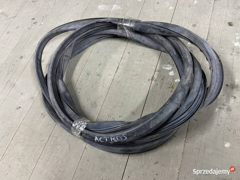 Uszczelka Szyby Kabiny Actros MP1 MP2 MP3 Uszczelki szyb Maszewo