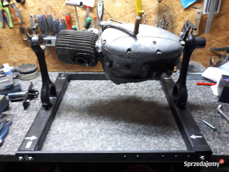 Stojak pod silniki motocyklowe JawaWsk Mz komar Rzeszów sprzedam