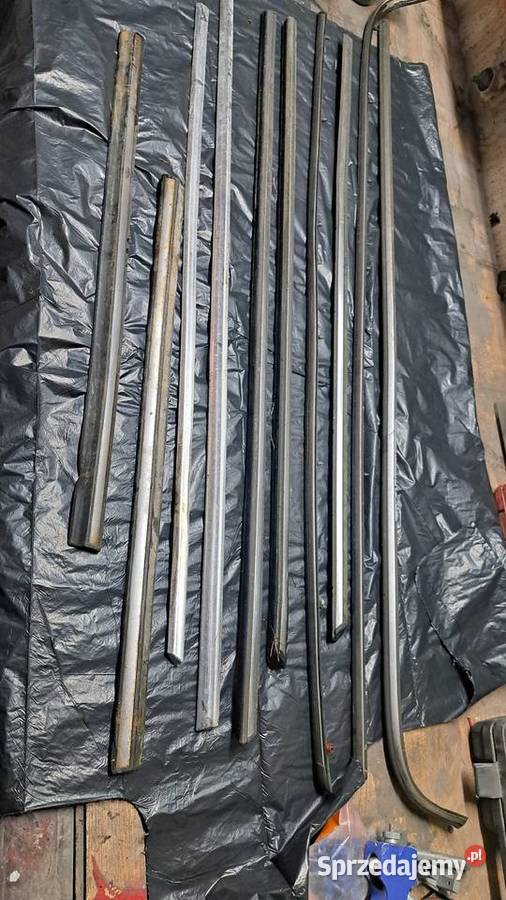 Mercedes w123 listwy boczne ladny stan bez osobowe Listwy i nakładki Oleśnica