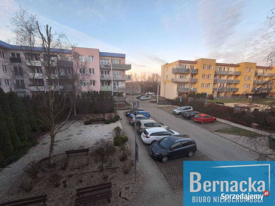 Mieszkanie 2 pokojowe osobna kuchnia balkon