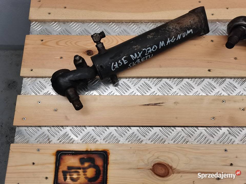 Case MX Magnum 2002r Cylinder hydrauliczny Wilkowo