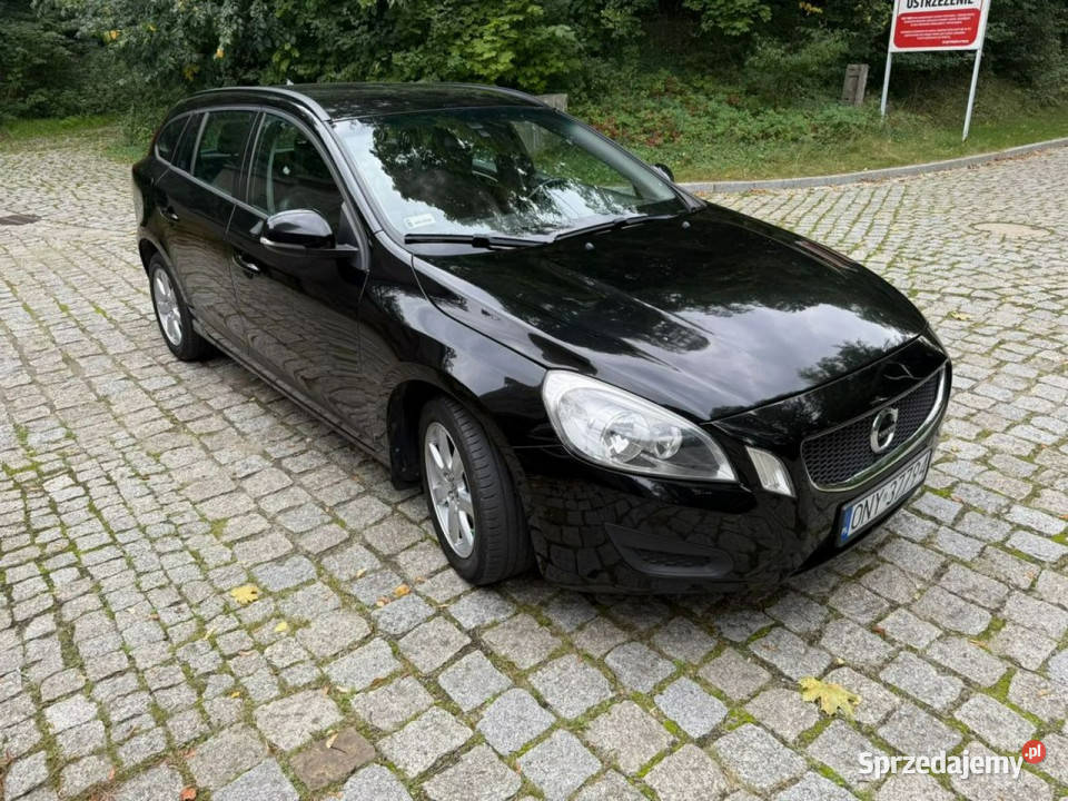 Volvo V60 Podgrzewane fotele Parktronik lakier metallic