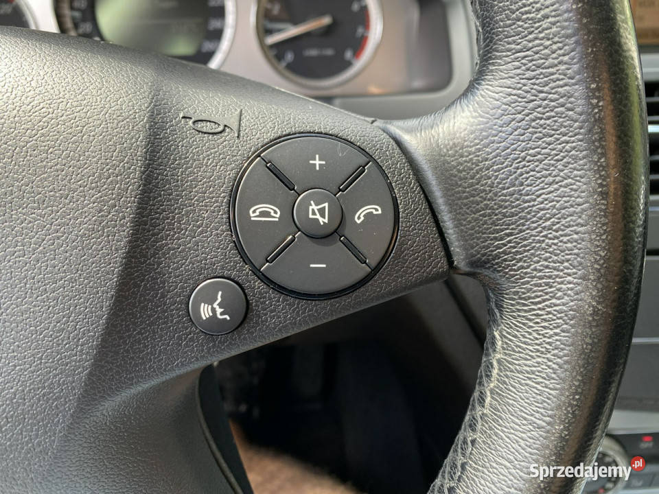 Mercedes C 180 zadbana 100 oryginalny przebieg gniazdo SD Poznań