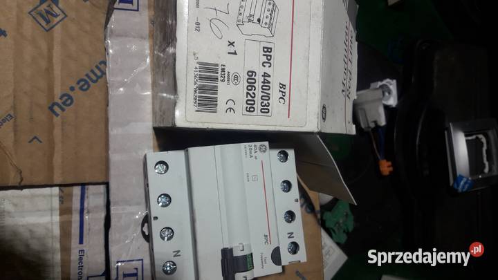 Sprzedam wyłączniki różnicowoprądowe 25 40 A Konin