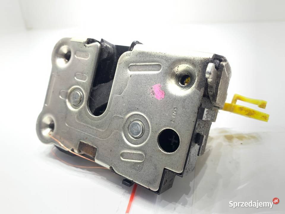 ZAMEK DRZWI PRAWY TYŁ DACIA DUSTER SUV 1018