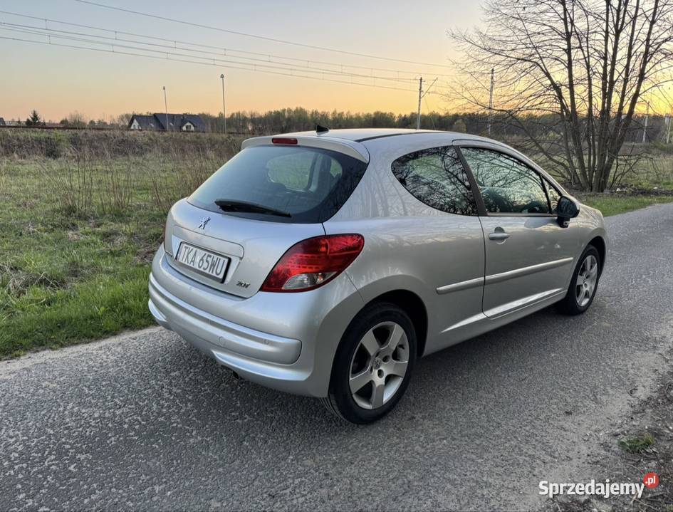 Peugeot 207 16 benzyna 3 drzwi małopolskie Chełmek sprzedam