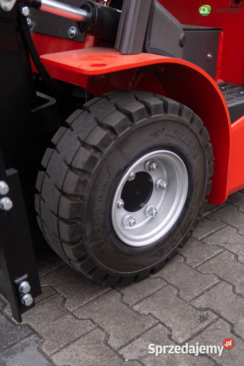 Wózek widłowy Manitou ME425C 33m elektryczny Zator
