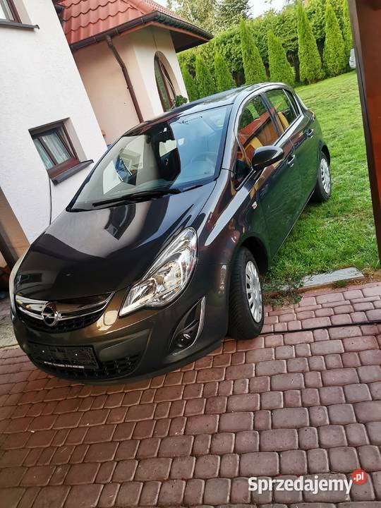 Opel Corsa 1.2 benzyna z klimą