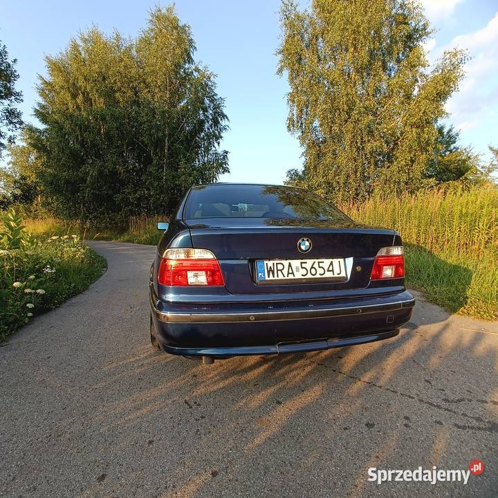 BMW E39 523i