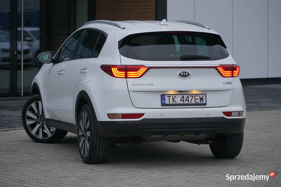 Kia Sportage Nawigacja Kamerka Skóra Czujniki poduszka powietrzna Sportage Kielce