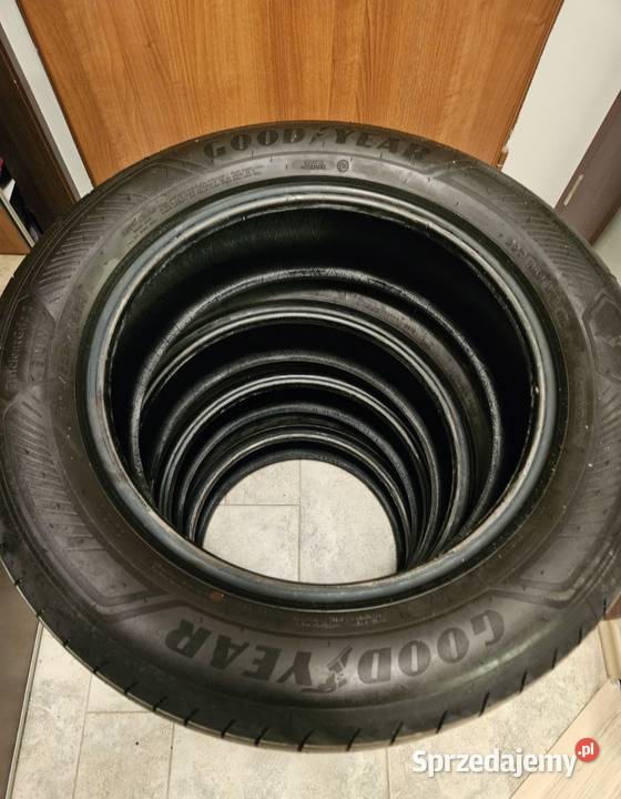 nowe 4 Opony letnie 21560R17 96H Goodyear Poznań sprzedam