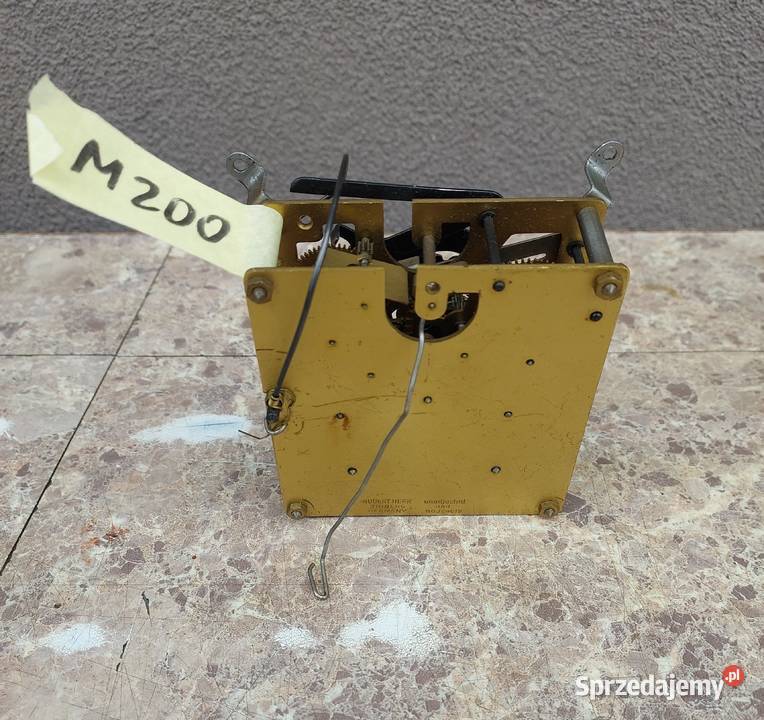 M200 Mechanizm starego zegara Hubert Herr Tczew