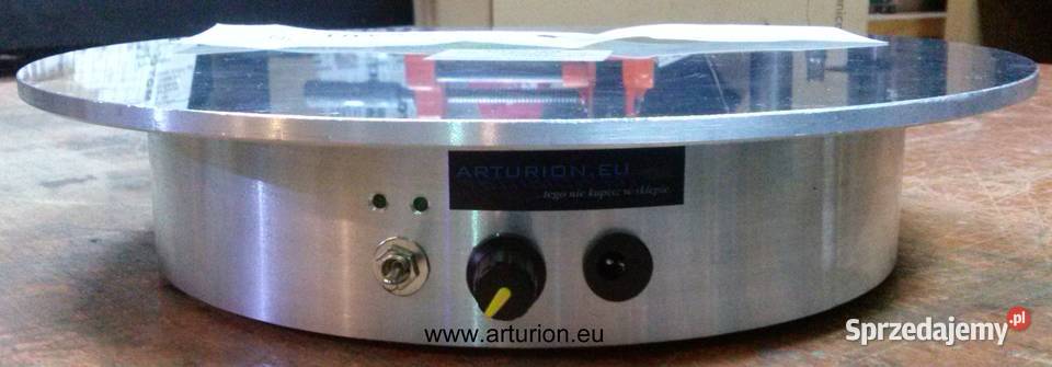 EKSPOZYTOR na AKUMULATOR Foto 3D packshot 360 do Akcesoria Warszawa