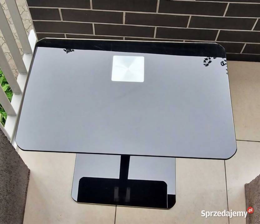 Stolik ze szkła pod laptop do 18 czarny Zabrze