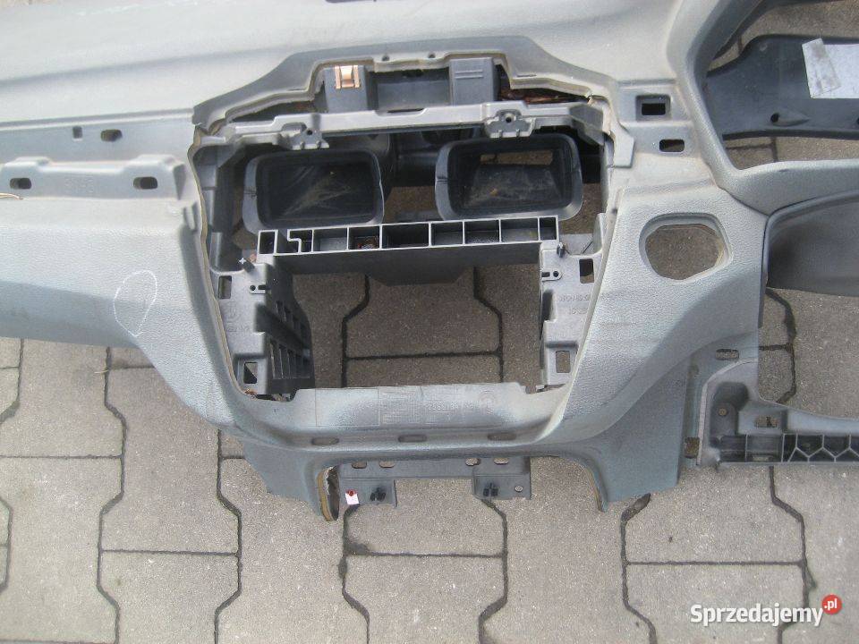 bmw x1 f48 deska rozdzielcza konsola wersja osobowe wielkopolskie