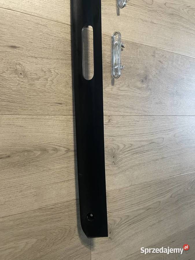 Górna listwa blenda pokrywy klapy bagażnika Klapy bagażnika Bydgoszcz