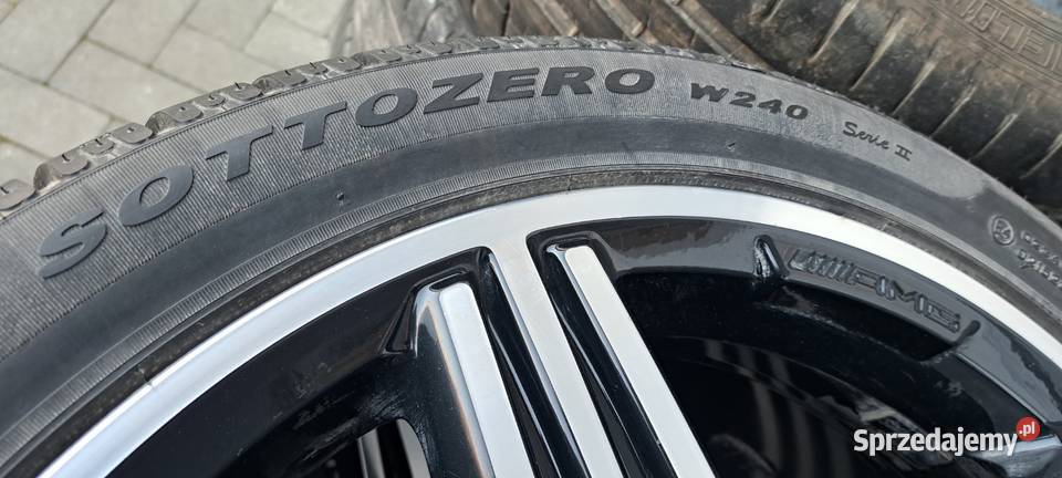 A KLASA 176 CAL 117 KOŁA AMG Kielce