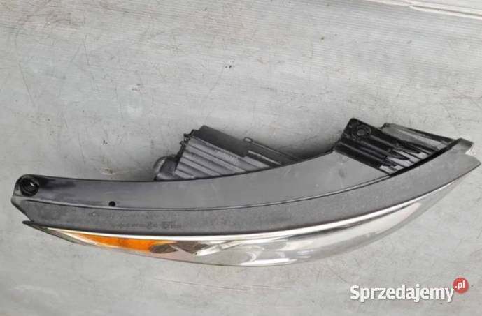 Reflektor Lampa Hyundai Tucson IX35 Prawa Prawy Częstochowa