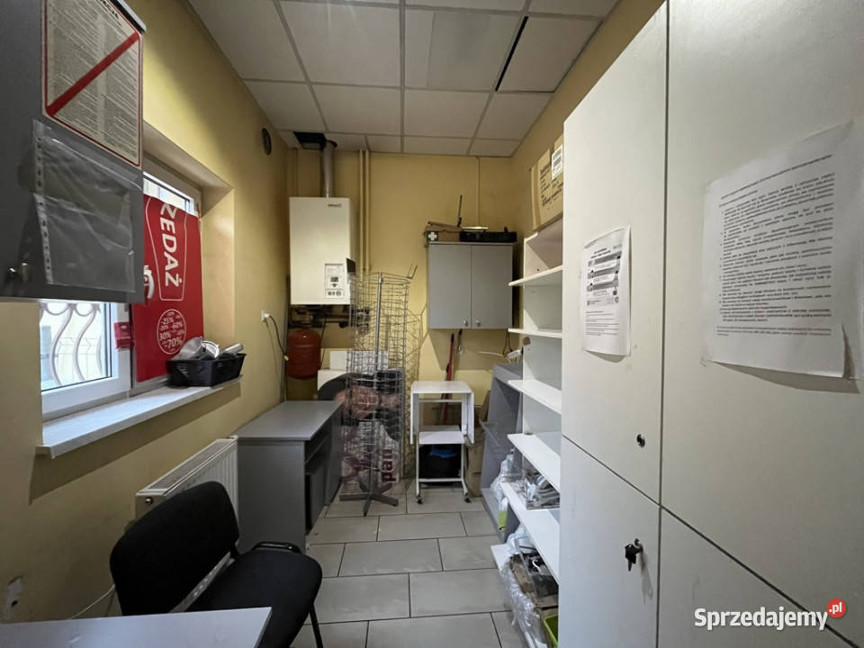 Lokal handlowy 180 m kw w centrum Dęblina sprzedam