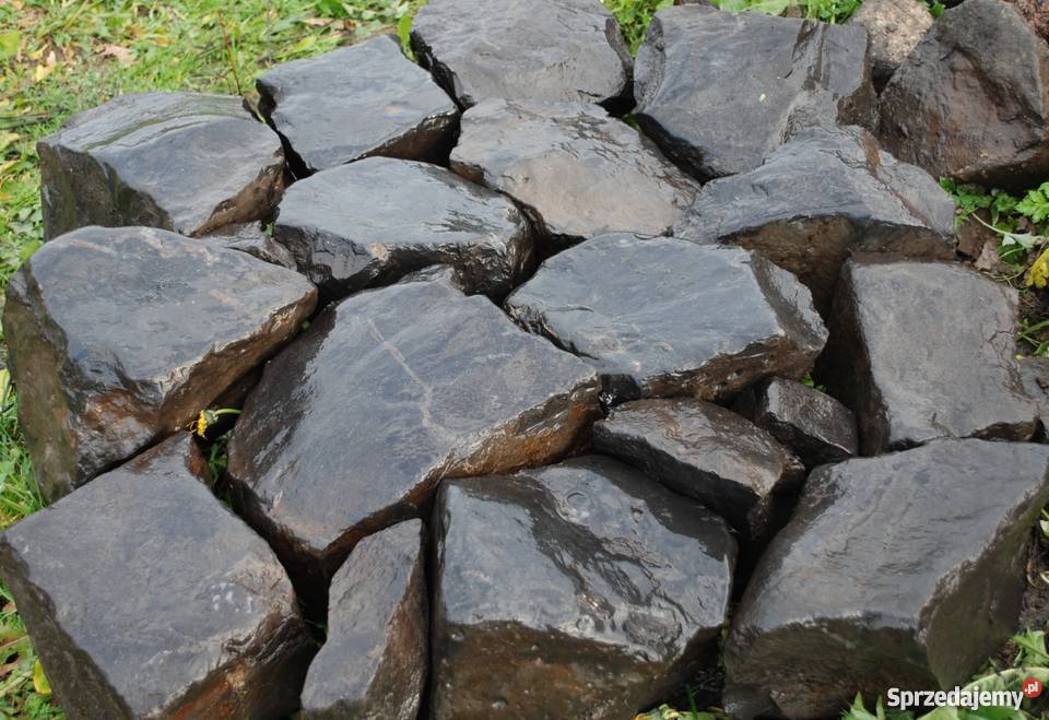 Kostka kamienie bazaltowe bazalt ze starej drogi mazowieckie Wołomin