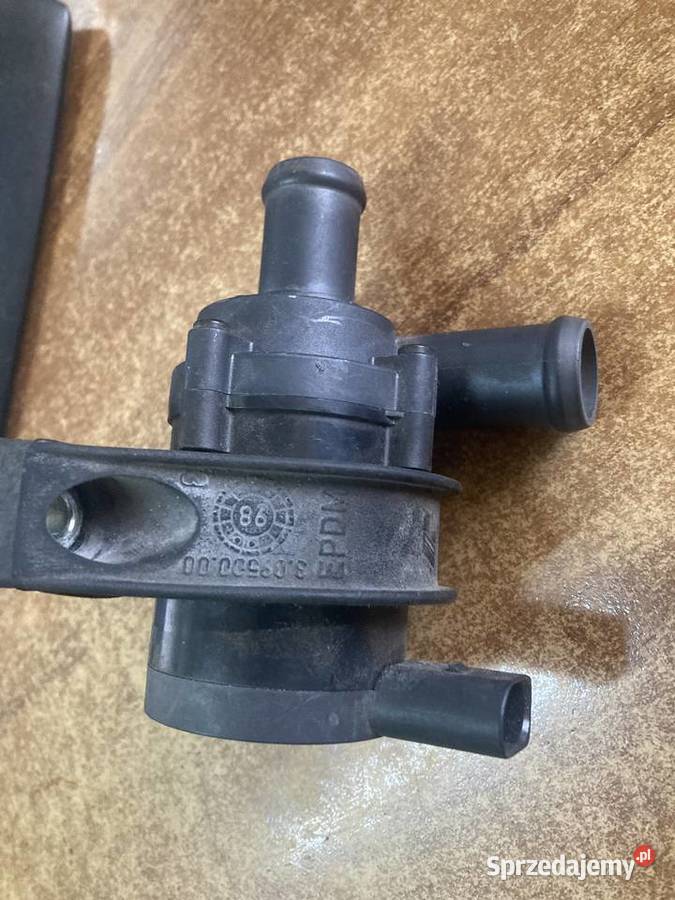 DODATKOWA POMPA WODY audi vw 1K0965561B osobowe Rakoniewice