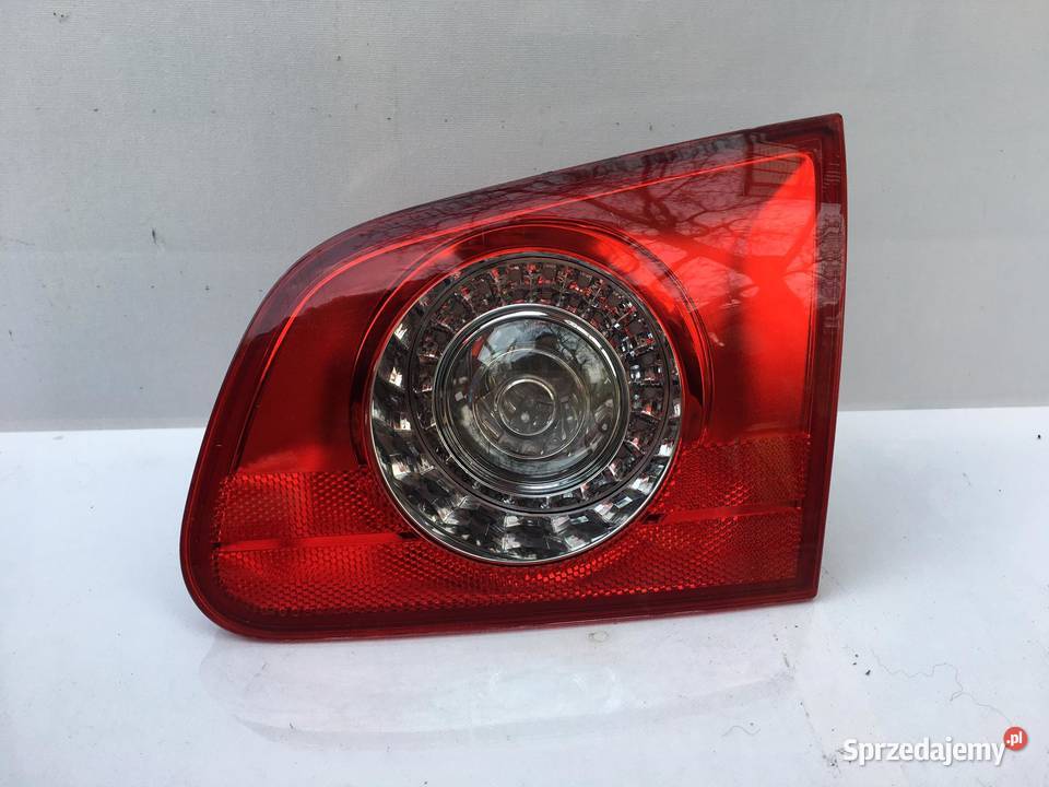 VW PASSAT B6 PRAWA LAMPA W KLAPĘ KOMBI wielkopolskie Ostroróg