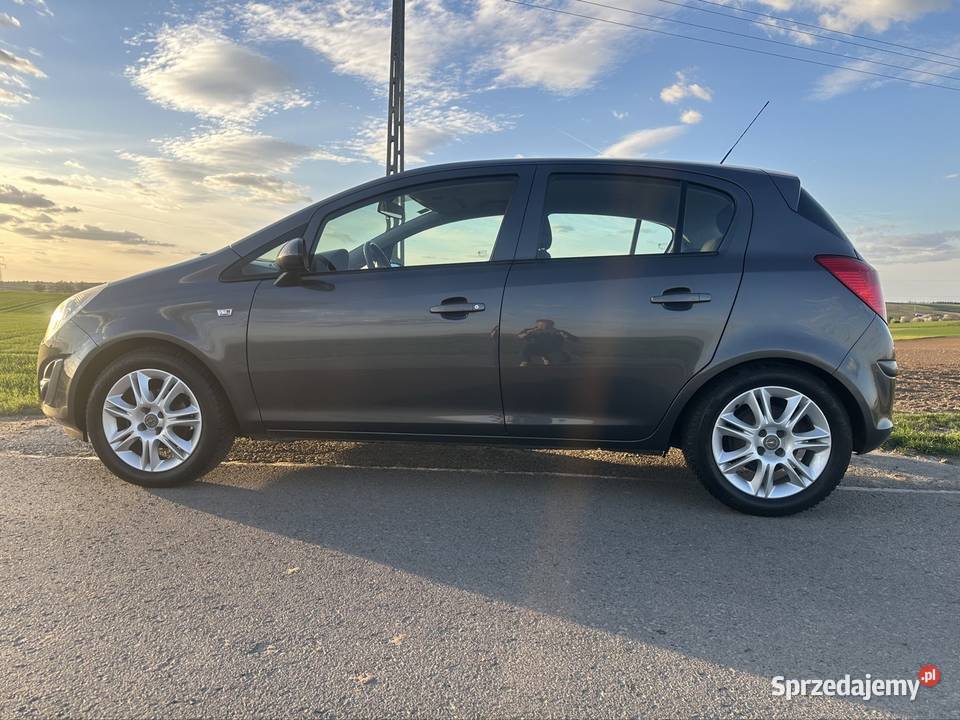 Opel Corsa D Lift 12 70 132000 z Niemiec Przeworsk