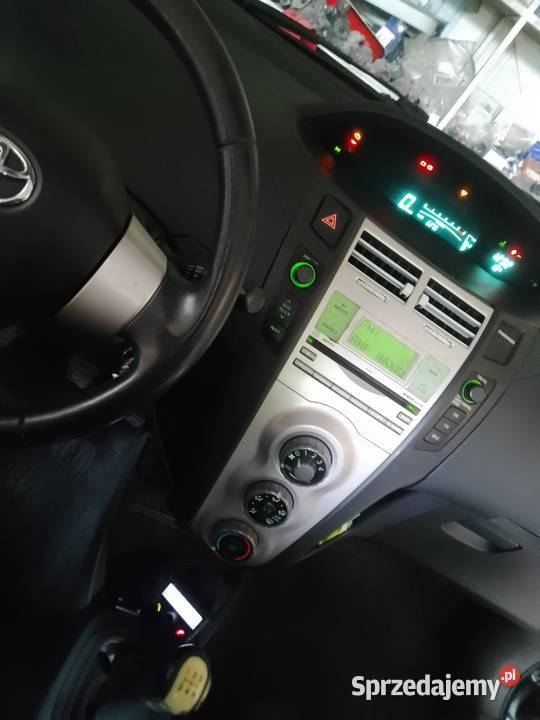 Toyota Yaris 2 Pełczyce