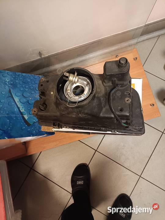 lampy przód volvo 850 1991 Części samochodowe Szydłowiec