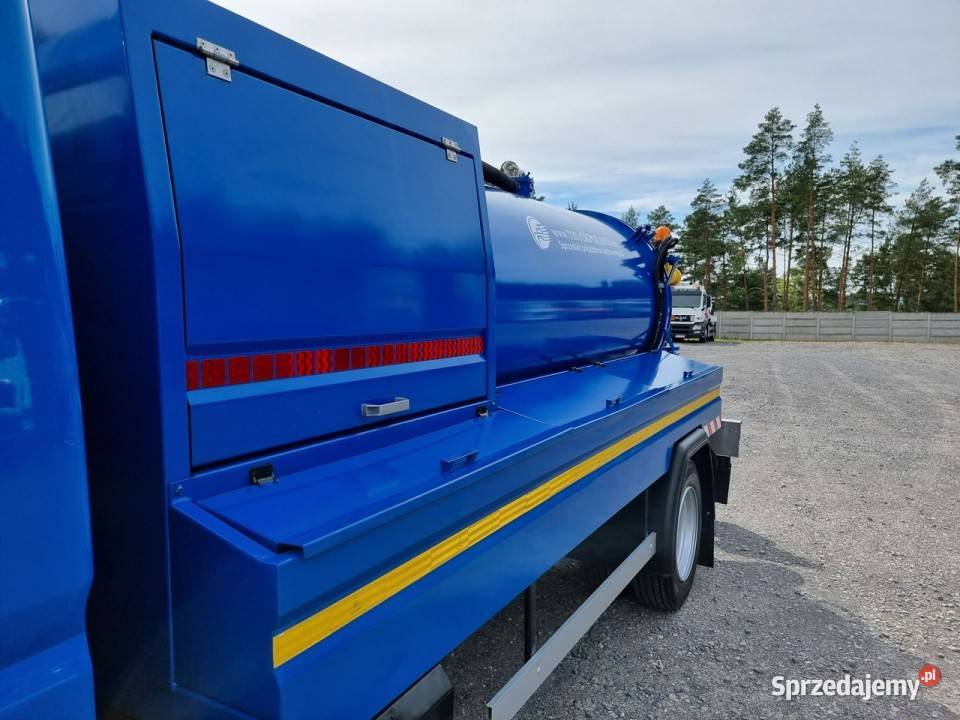 Mitsubishi COMBI WUKO DO CZYSZCZENIA KANAŁÓW Samochody ciężarowe świętokrzyskie Daleszyce