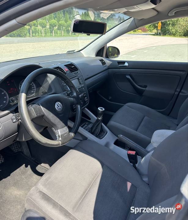 Volkswagen Golf V 16 gaz 2004r nieuszkodzony Pilzno