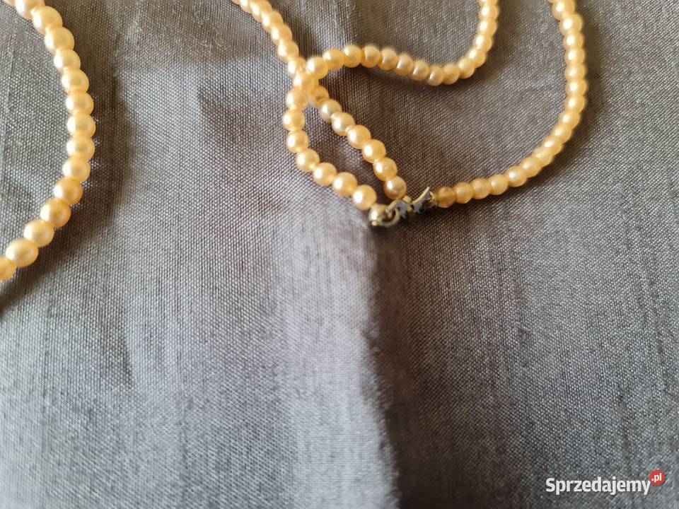 Biżuteria z okresu PRLu Korale z zawieszką