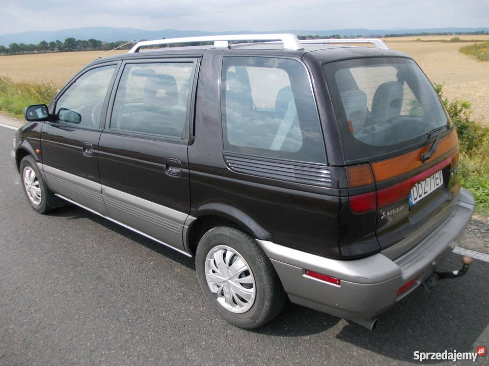 MITSUBISHI SPACE WAGON 20 VAN BENZYNALPG lakier metallic dolnośląskie