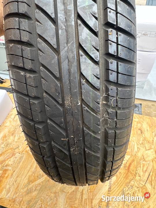 GOODRIDE H550A OPPNA 15580R13 Pozostałe Dębica