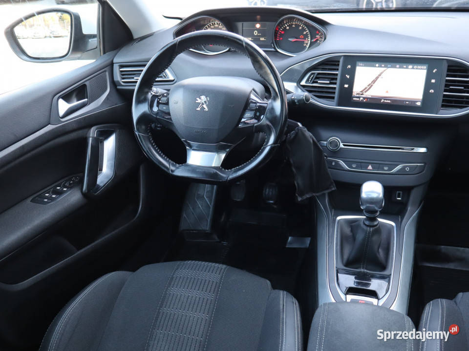 Peugeot 308 12 PureTech Katowice