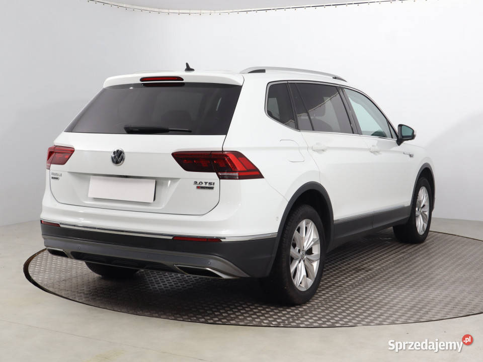 VW Tiguan Allspace 20 TSI światła przeciwmgielne Bielany Wrocławskie