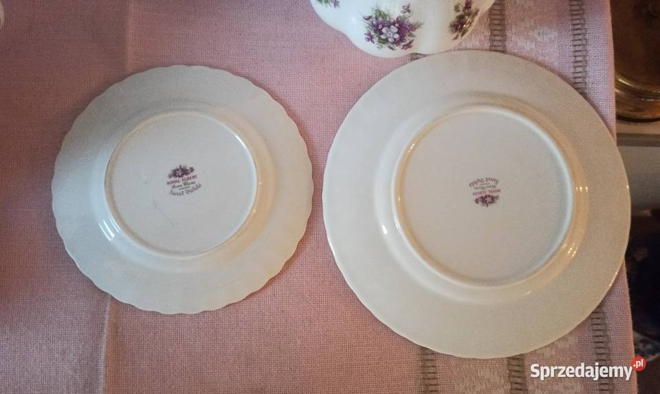 Talerzyk śniadaniowy Sweet Violets Royal Albert Gdańsk sprzedam