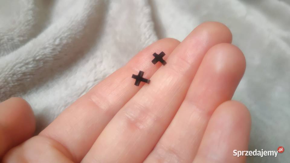 Kolczyki wkrętki ze stali nierdzewnej krzyże śląskie Tarnowskie Góry
