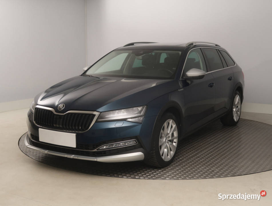Skoda Superb 20 TSI kamera cofania