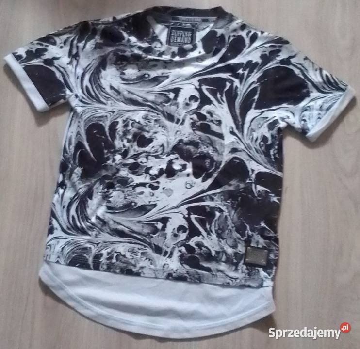 Markowa Koszulka Supply and Demand Moda i Styl lubelskie Skrobów-Kolonia