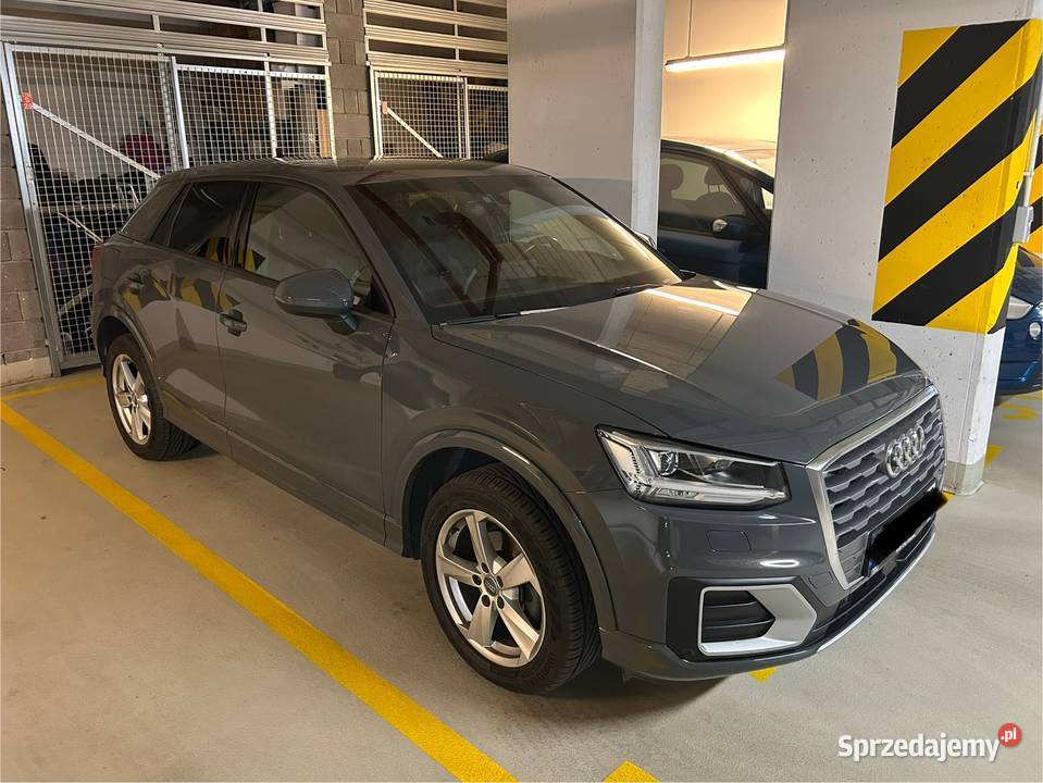 AUDIQ21516V150S TRONICSALONPOLSKASPORTAsoBezwy SUV Warszawa
