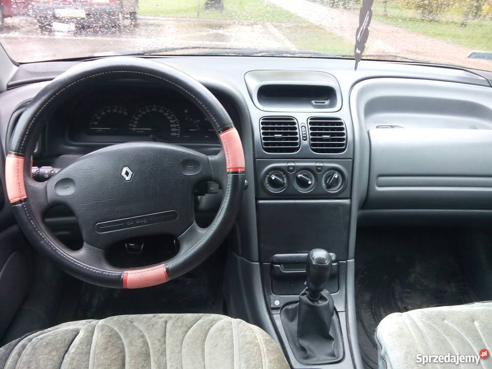 Renault LAGUNA 1 Łuków