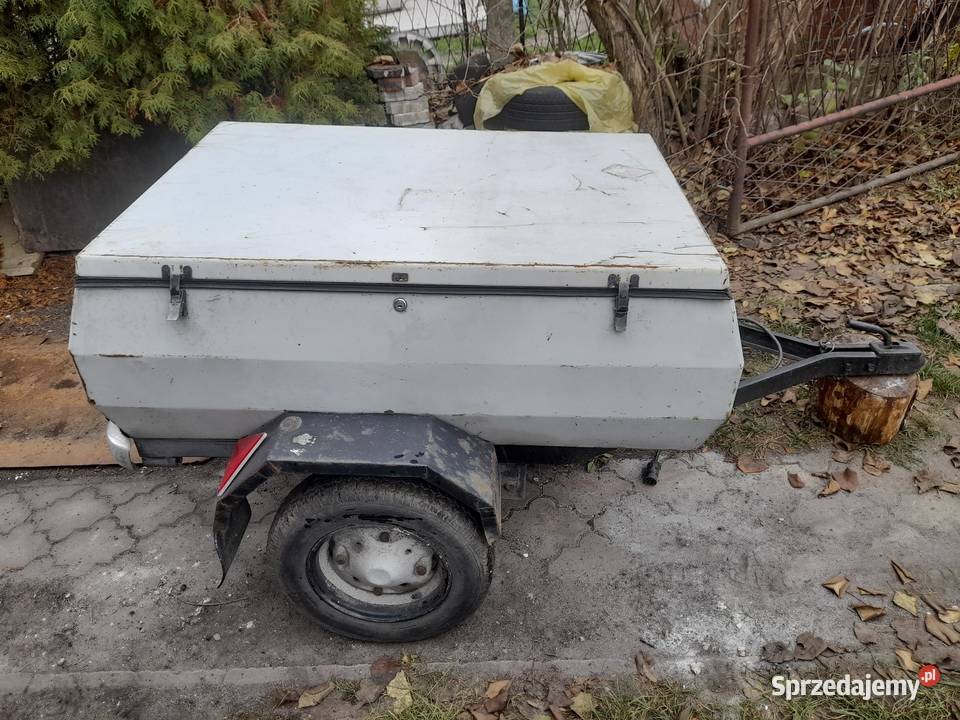 Przyczepa bagażową z PRL do malucha fiat 125 Jaworzno