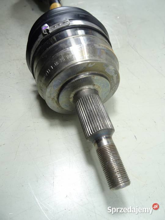 WAŁ NAPĘDOWY VOLKSWAGEN T5 7E0407271SX OEM