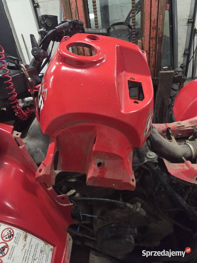 Wypełnienie oslona plastik baku bak suzuki eiger