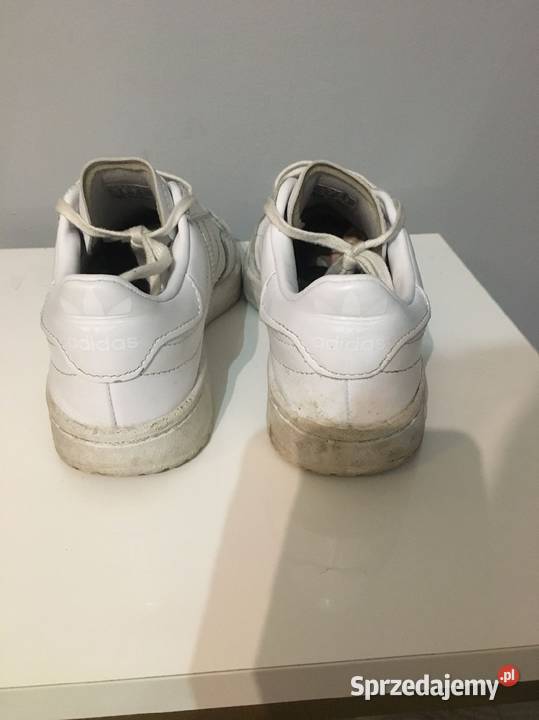 Dzieciece buty Adidas Team Court 36 23 sprzedam